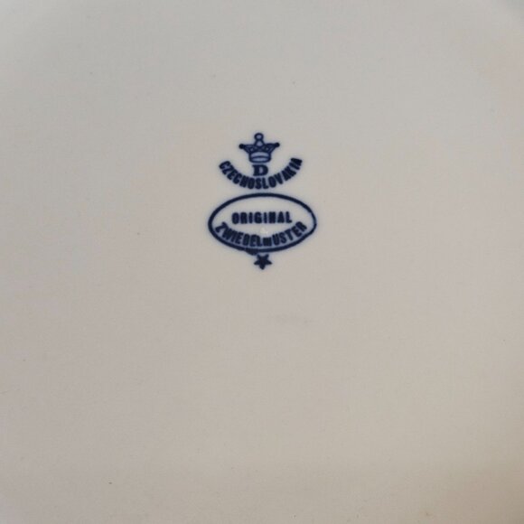 3 Czechoslovakia Blue Onion Dinner Plates 9.5" original Zwiebelmuster porcelain - Picture 8 of 8